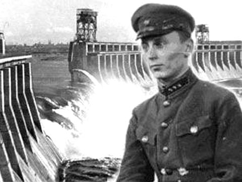 ЭПОВ Борис Александрович