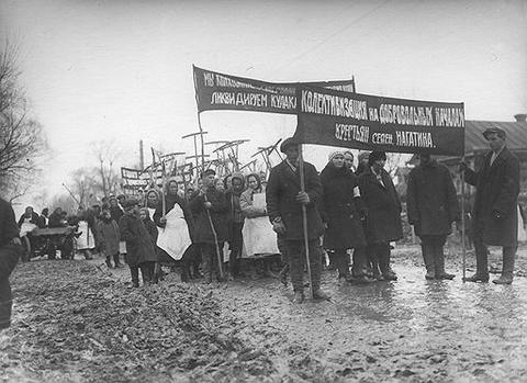 Ликвидировав кулака как класс, в стране ликвидировали достаток как факт. Фото: РГАКФД/Росинформ, РГАКФД/Росинформ  