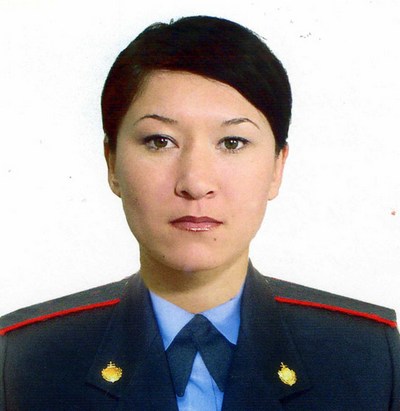 Врачи до сих пор борются за жизнь 25-летней Альбины Айшуаковой, которая, несмотря на большую потерю крови, сумела сообщить о случившемся коллегам. Источник: Фото предоставлено ГУВД по Атраханской области