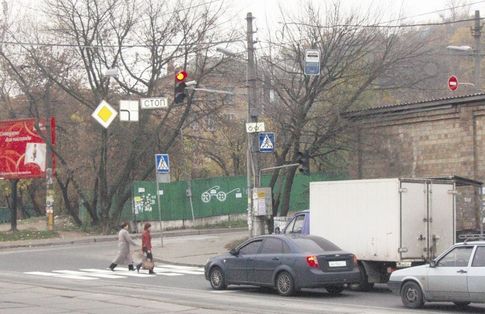Подол. Камера будет &laquo;штрафовать&raquo; за езду по рельсам