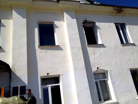 Здание казармы после штурма