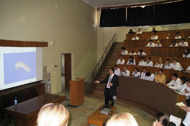 Фото: globaldental.com.ua