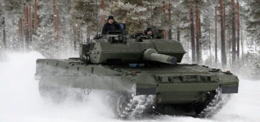 Після початку російського вторгнення західна зброя в Україні перетворилася з інструменту стримування на знаряддя оборони. Такі питання, як оперативність доставки, кількість, якість і зручність в опануванні й застосуванні Силами оборони західної військової допомоги, перейшли з площини теоретичної у суто практичну – від них залежало наше виживання.