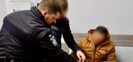 Організував підпал крамниці та втік до Німеччини