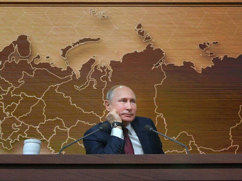 На что намекает Путин: зачем Россия стянула войска к границам Украины