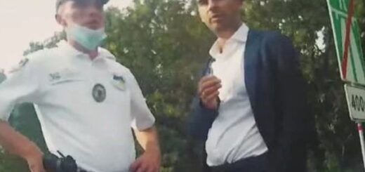 Як трухіни «рєшают вопроси» після порушення ПДД на дорозі: в хід йдуть гривні, валюта і навіть Iqos