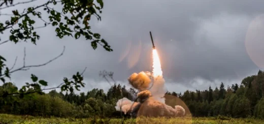 Запуск крилатої ракети з установки комплексу «Іскандер» під час навчань, Росія, 2017 рік