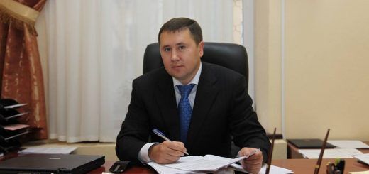 Знайомтеся, суддя Господарського суду Київської області – Тарас Петрович Карпечкін.